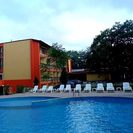 מלון Park Kamchia 2*